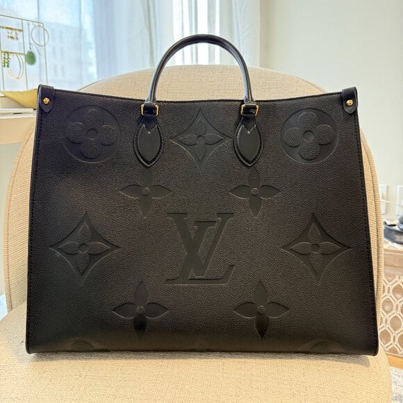 Louis Vuitton OnTheGo GM - Leather - Picture 1 of 8